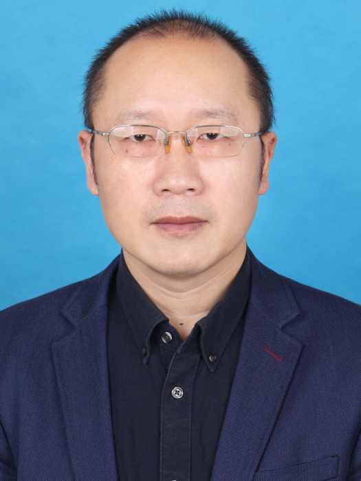 李萬祥(山東省曲阜市投資促進服務中心黨組成員、副主任)