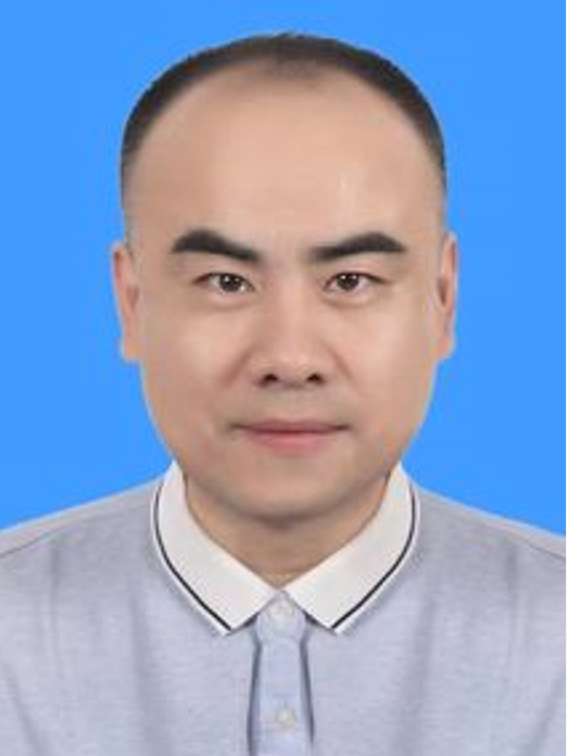 孫鵬(北京京劇院副院長兼綜合業務部主任) 孫鵬(北京京劇院副院長兼綜合業務部主任)