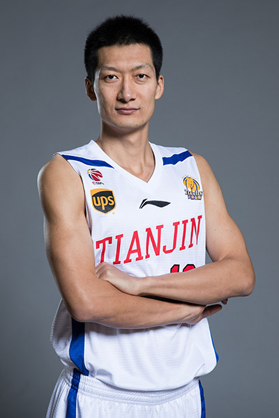 張驥(中國籃球運動員)