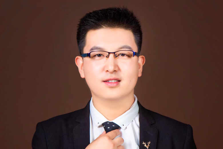 李志貴(山西中醫藥大學附屬醫院推拿科主治醫師) 李志貴(山西中醫藥大學附屬醫院推拿科主治醫師)