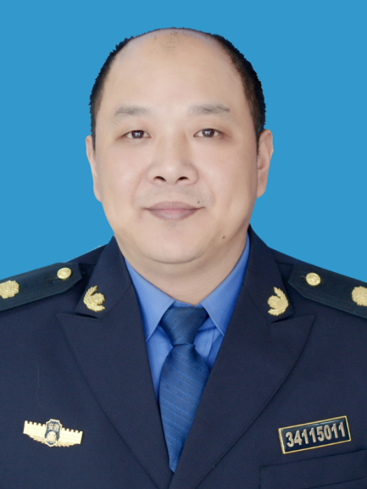 胡斌(安徽省蕪湖市鏡湖區城管局黨組成員,鏡湖區城管管理行政執法大隊大隊長) 胡斌(安徽省蕪湖市鏡湖區城管局黨組成員,鏡湖區城管管理行政執法大隊大隊長)
