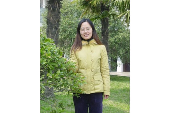 卜芬英 卜芬英