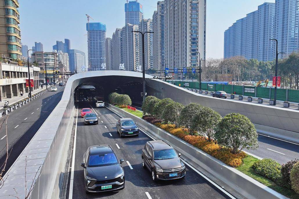 秦望隧道 秦望隧道