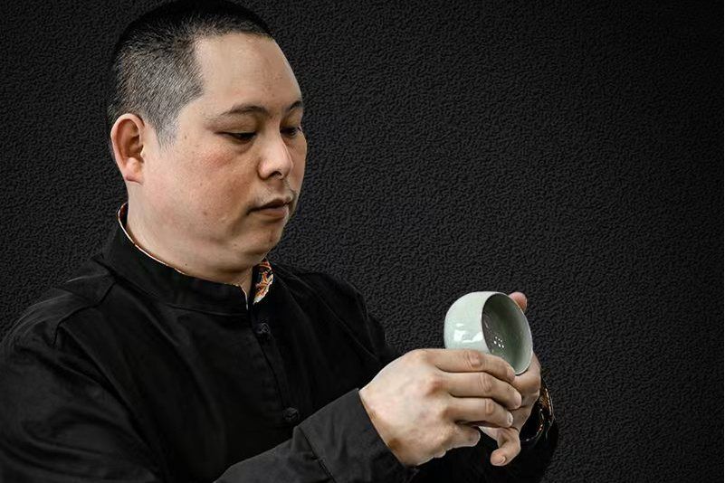 李斌(泉州華德陶瓷有限公司總經理兼藝術總監)