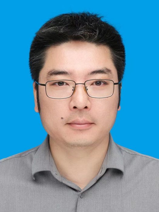 王斐(湖北省宜昌市點軍區綜合行政執法局黨組成員、副局長) 王斐(湖北省宜昌市點軍區綜合行政執法局黨組成員、副局長)