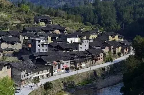 巷下村 巷下村
