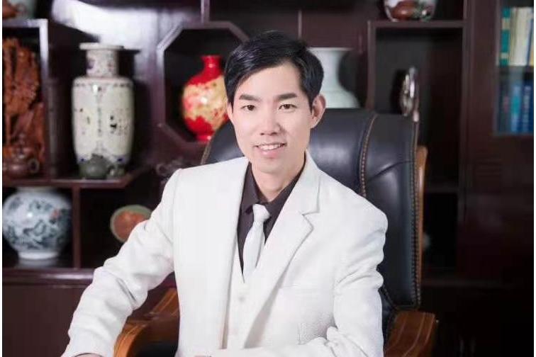 王育潮 王育潮