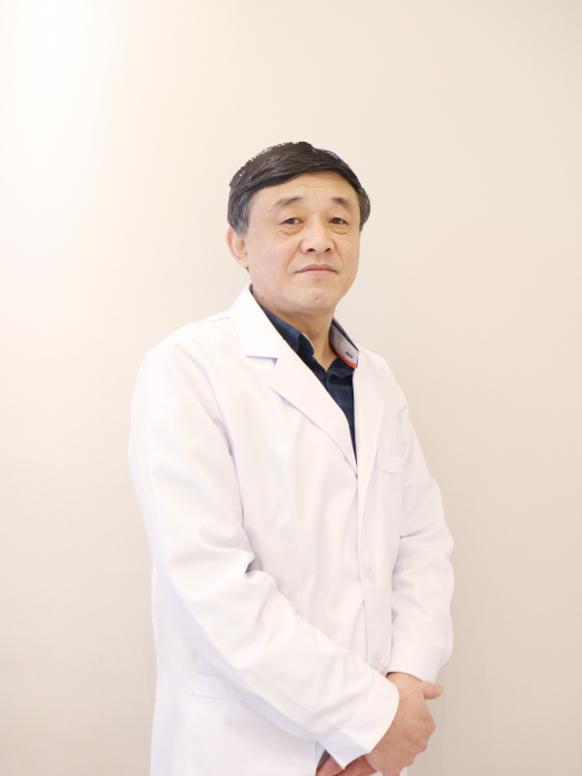 李平(上海安縵醫療美容醫生) 李平(上海安縵醫療美容醫生)