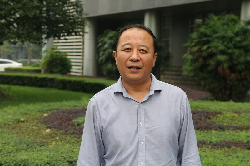 裴崢(西華大學計算機與軟體工程學院副院長) 裴崢(西華大學計算機與軟體工程學院副院長)