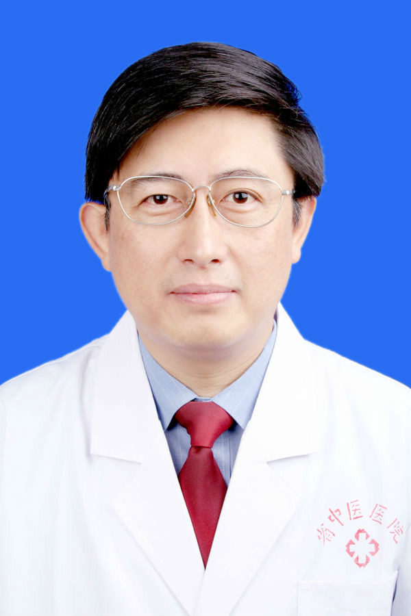 湯小虎(雲南省中醫醫院主任醫師、教授)
