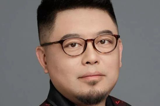 王志新(青島資深音樂人、導演和策劃人) 王志新(青島資深音樂人、導演和策劃人)