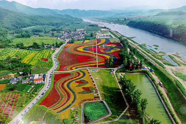 夾皮溝村(吉林省通化市東昌區下轄行政村) 夾皮溝村(吉林省通化市東昌區下轄行政村)