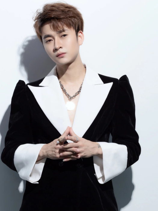 李時珍(化妝師) 李時珍(化妝師)