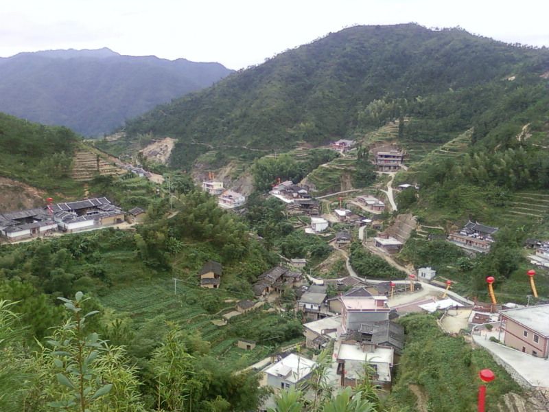 銀坑村(湖南省郴州市汝城縣永豐鄉下轄村) 銀坑村(湖南省郴州市汝城縣永豐鄉下轄村)