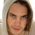 泰勒·克奇(Taylor Kitsch) 泰勒·克奇(Taylor Kitsch)