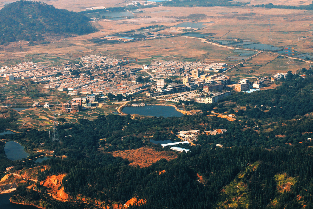 鐵山洋村 鐵山洋村