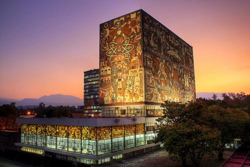 墨西哥國立自治大學(UNAM)