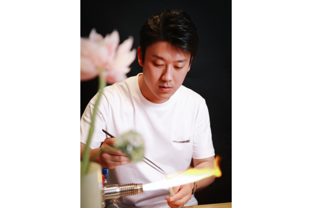 李星燁(琉璃燒制技藝第五代傳承人) 李星燁(琉璃燒制技藝第五代傳承人)