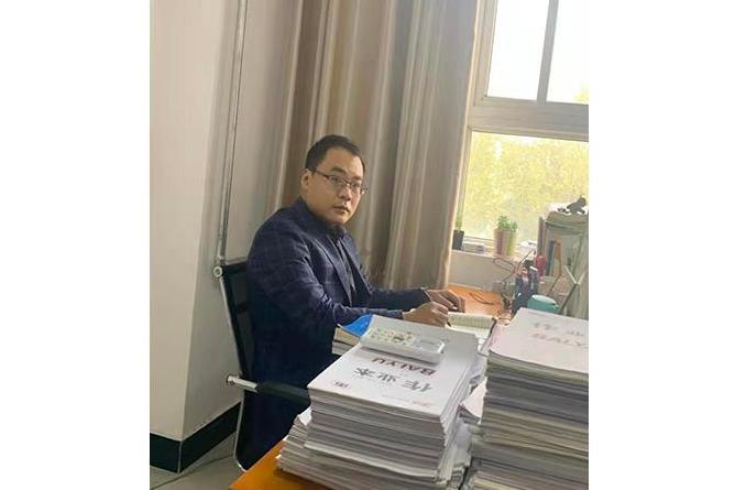 曹健(陝西服裝工程學院教師) 曹健(陝西服裝工程學院教師)