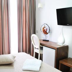 Golden City Hotel
