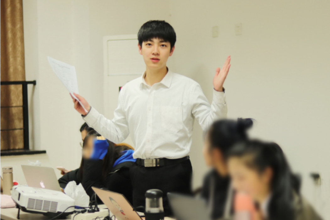 馬晟(中央財經大學學生) 馬晟(中央財經大學學生)