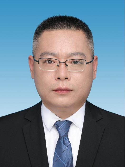 王震(徐州幼兒師範高等專科學校黨委委員、黨委統戰部部長) 王震(徐州幼兒師範高等專科學校黨委委員、黨委統戰部部長)