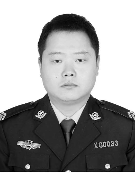 李鑫(雲南省保山市昌寧縣公安局交警大隊原輔警)