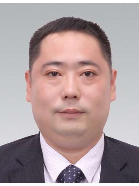 李震(山東省淄博市生態環境局高青分局黨組書記、局長) 李震(山東省淄博市生態環境局高青分局黨組書記、局長)