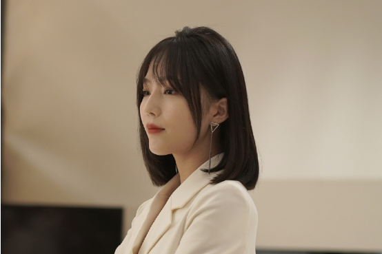 李薇薇(都市愛情短劇《別惹前女友》中的角色) 李薇薇(都市愛情短劇《別惹前女友》中的角色)