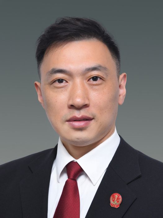 黃亮(上海金融法院審判員) 黃亮(上海金融法院審判員)