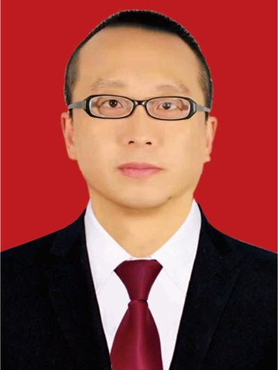馬俊(四川省綿陽市北川羌族自治縣教育和體育局黨組成員、縣人民政府教育督導室總督學) 馬俊(四川省綿陽市北川羌族自治縣教育和體育局黨組成員、縣人民政府教育督導室總督學)