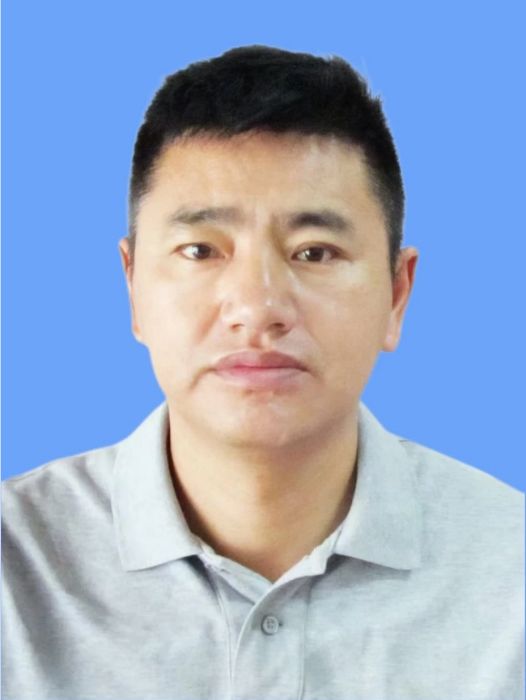 王軍利(四川省阿壩州民族高級中學工會副主席) 王軍利(四川省阿壩州民族高級中學工會副主席)
