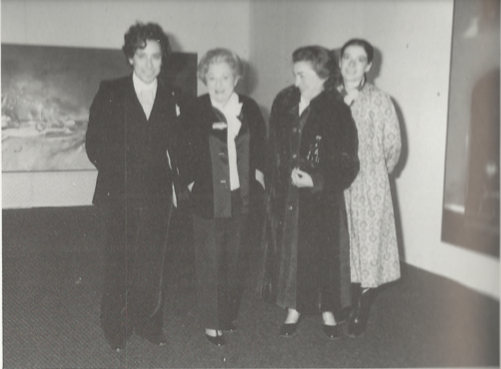奧瑞拉納與莫朵、傑奎琳及其女兒1978
