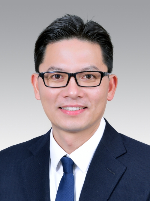 王小強(浙江省樂清市教育局副局長) 王小強(浙江省樂清市教育局副局長)