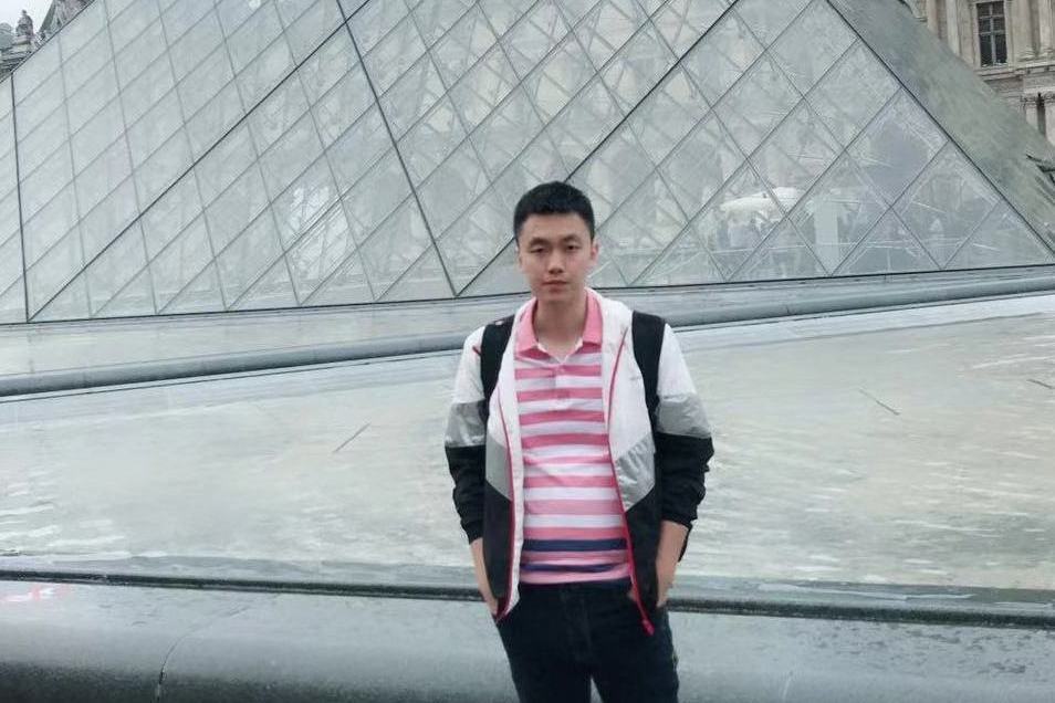 譚敏(武漢市有突出貢獻中青年專家榮譽稱號獲得者) 譚敏(武漢市有突出貢獻中青年專家榮譽稱號獲得者)