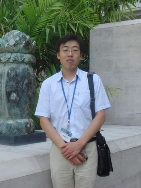 李秀智 李秀智