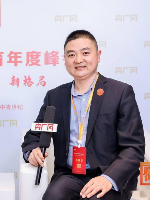 李國章(海南科技職業大學副校長) 李國章(海南科技職業大學副校長)