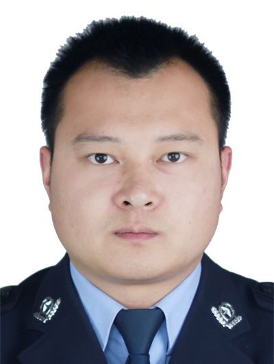 李政林(重慶市潼南區公安局黨委委員、政治處主任) 李政林(重慶市潼南區公安局黨委委員、政治處主任)