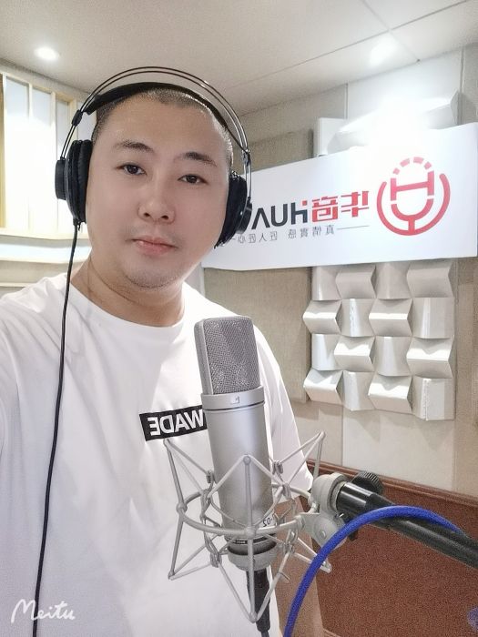 桑梓(華音傳媒創始人、播音指導) 桑梓(華音傳媒創始人、播音指導)