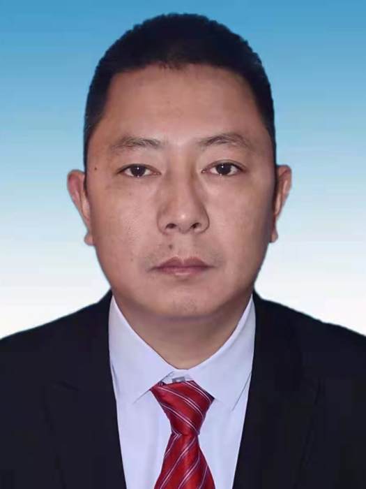 阿輝(雲南省麗江市古城區委副書記、區人民政府區長,世界文化遺產麗江古城保護管理局黨工委副書記、局長) 阿輝(雲南省麗江市古城區委副書記、區人民政府區長,世界文化遺產麗江古城保護管理局黨工委副書記、局長)