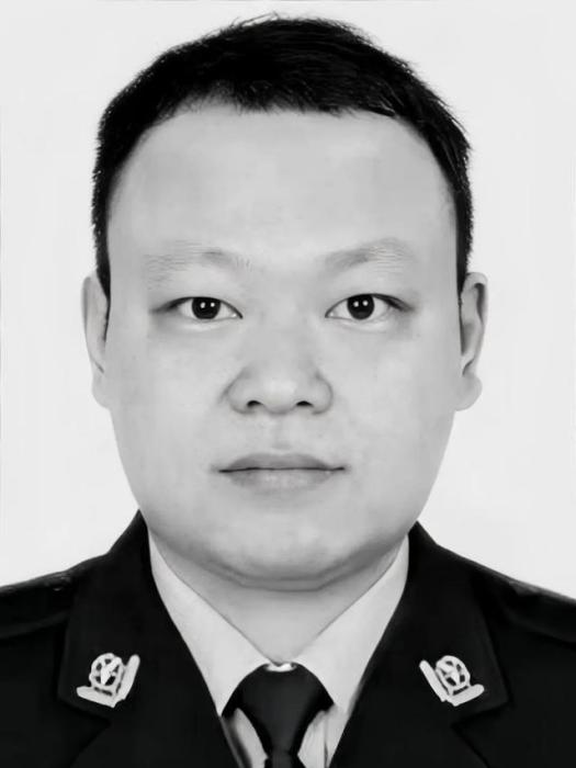 武洋(太原鐵路公安局臨汾公安處霍州車站派出所所長) 武洋(太原鐵路公安局臨汾公安處霍州車站派出所所長)