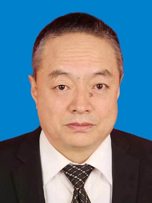 王煊(甘肅省天水市秦州區人大常委會黨組成員、副主任,區政法委常務副書記) 王煊(甘肅省天水市秦州區人大常委會黨組成員、副主任,區政法委常務副書記)