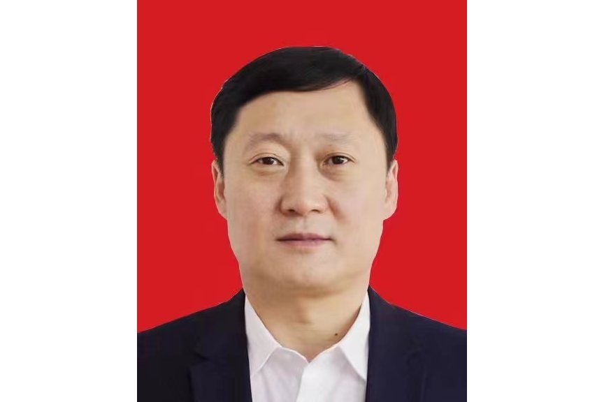 張明傑(吉林省交通運輸廳黨組成員、副廳長) 張明傑(吉林省交通運輸廳黨組成員、副廳長)