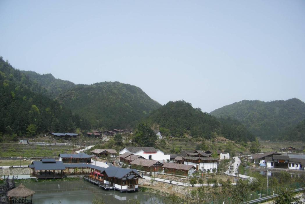 阿瓦斜村 阿瓦斜村
