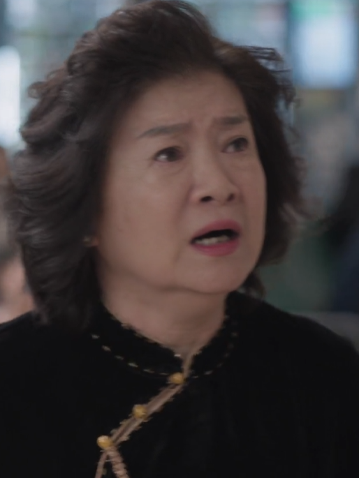 關奶奶 關奶奶