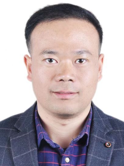 張雷(大學老師,高級工程師,創業導師,公路養護方面專家,教師,導師/評標專家) 張雷(大學老師,高級工程師,創業導師,公路養護方面專家,教師,導師/評標專家)