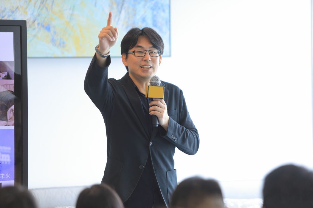 薛良凱 薛良凱