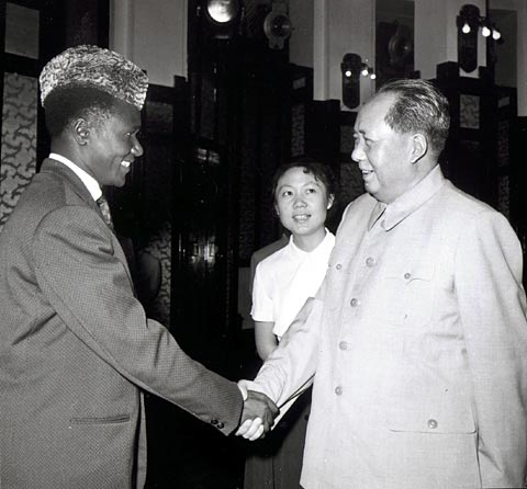 毛澤東主席會見塞古·杜爾總統