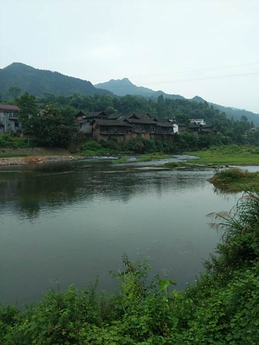 旗坪村 旗坪村