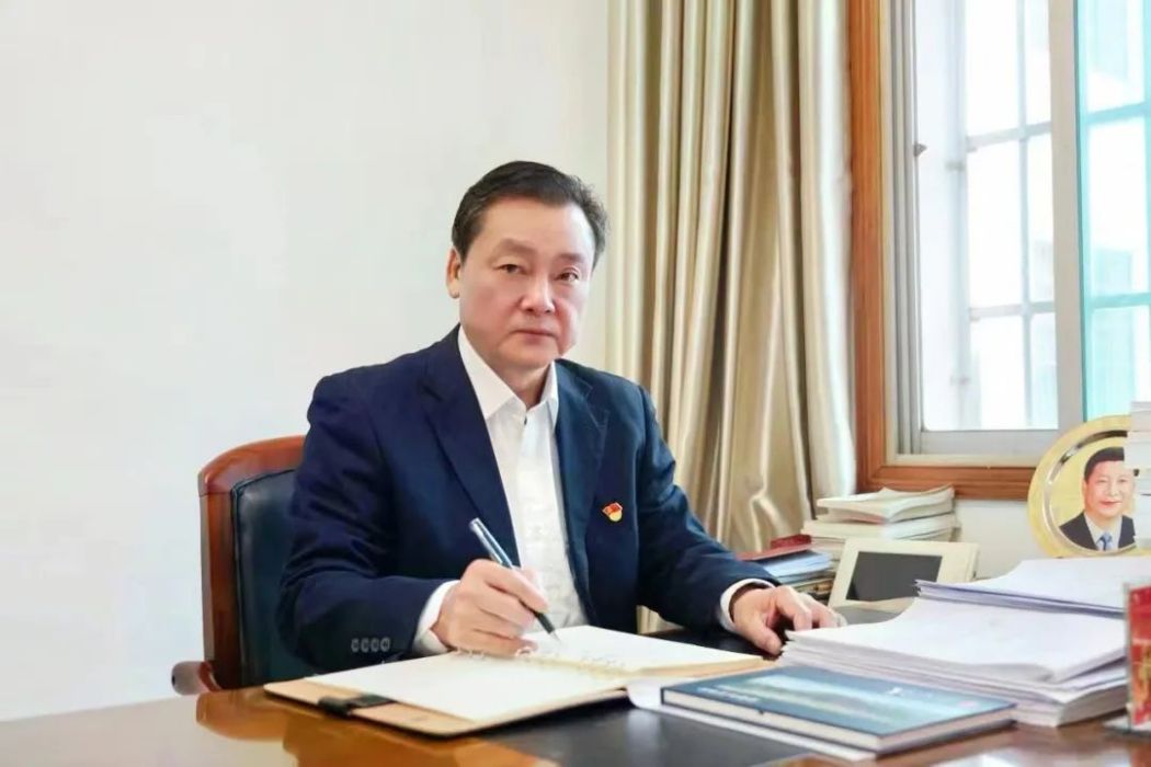 陳鑫(湖南省岳陽市岳陽縣紀委副書記、監委副主任) 陳鑫(湖南省岳陽市岳陽縣紀委副書記、監委副主任)